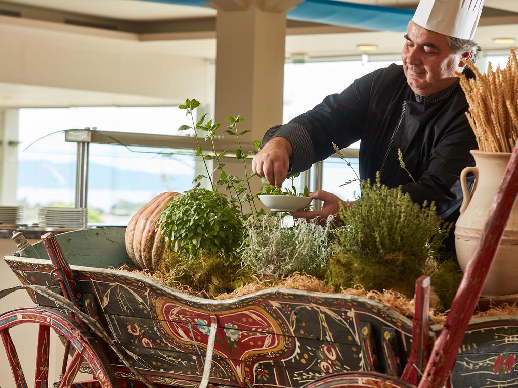 Aks Hinitsa Bay Hotel Pórto Héli Kültér fotó